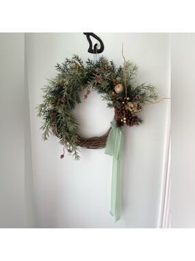 Wreath Flippers Handcrafted 14" Muted Sage Green Winter Wreath